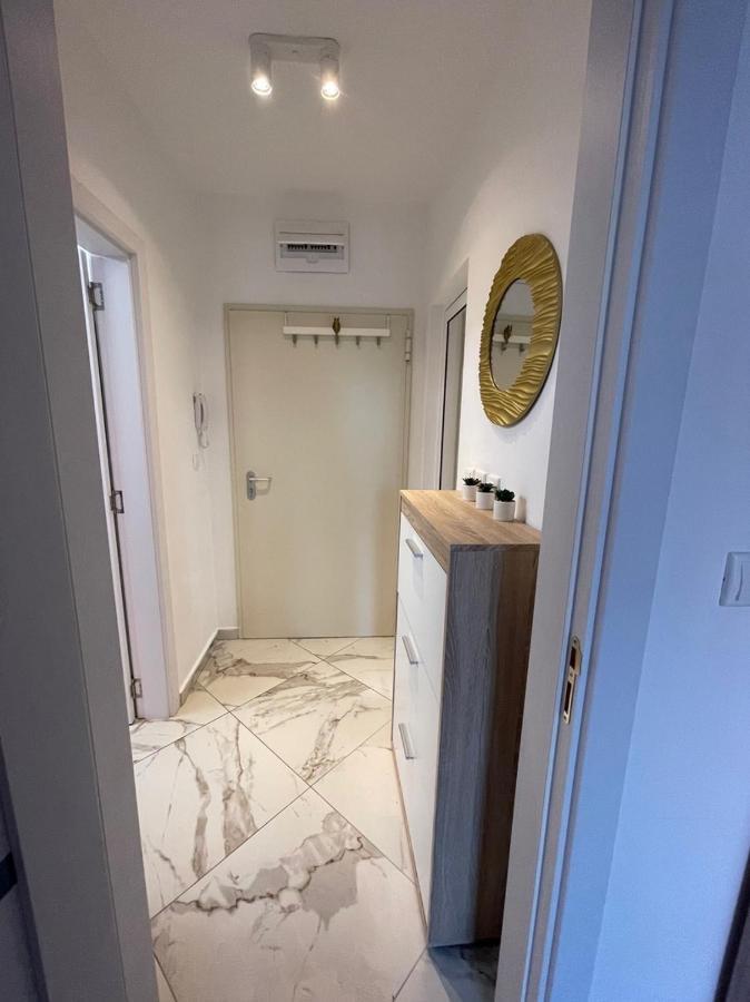 Sun&Moon Apartment Обзор Экстерьер фото